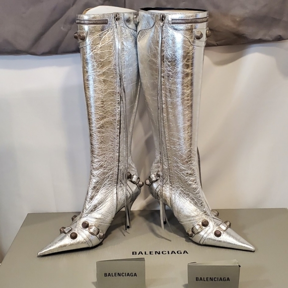 BALENCIAGA CAGOLE 90MM KNEE HIGH BOOTS IN SILVER SIZES US SZ 6 RETAIL $2,550 - Picture 1 of 14